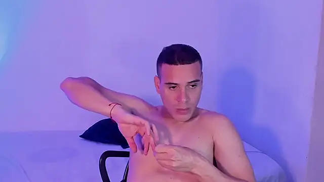 Axel__fierro's Live XXX Chat