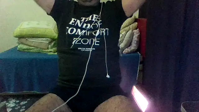 Pokazy przed kamerką – st206boy