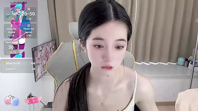 OiOi-666 Pertunjukan Webcam