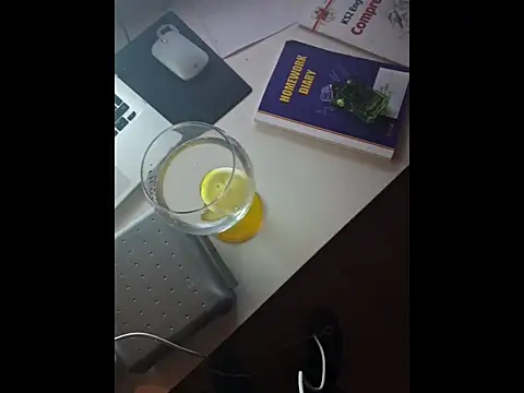 BuffBlackThugn Webbikameraesitys