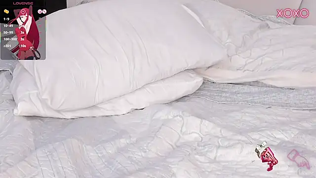 JulietSofia: онлайн-секс-чат