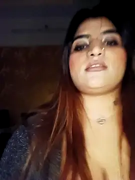 Sanaya_Gil: онлайн-секс-чат