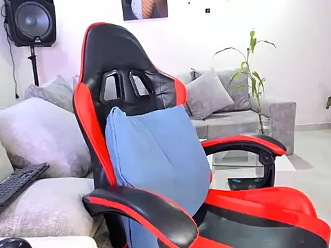 ashleyxlove1's Live XXX Chat