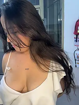 Онлайн чат XXX Antonella_Julieta