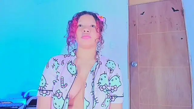 Emily_Coper18 现场XXX聊天