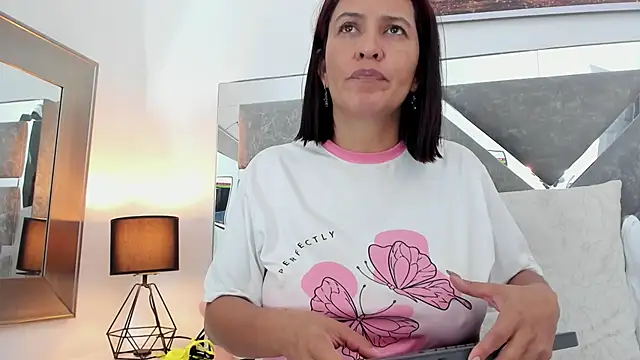 Sembang XXX Secara Langsung Slut_Milf_