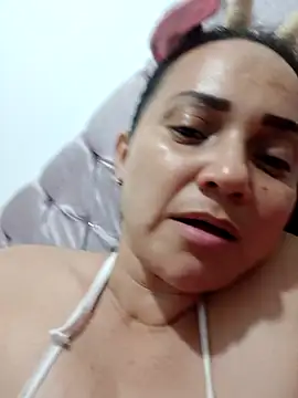 Amanda39 live XXX chat