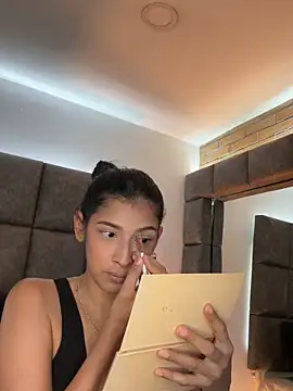 BrigitteVons live XXX chat