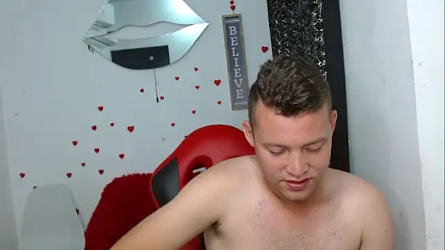 Chatroom XXX en direct de sven_fox723