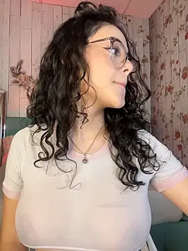 TeaseDollXXX's Webcam Show