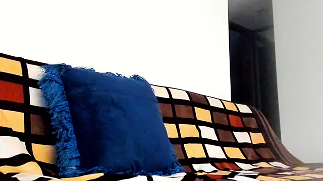 katcum02 Adlı Modelin Web Kamerası Şovu