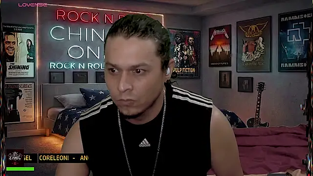 chino_roz লাইভ XXX চ্যাট