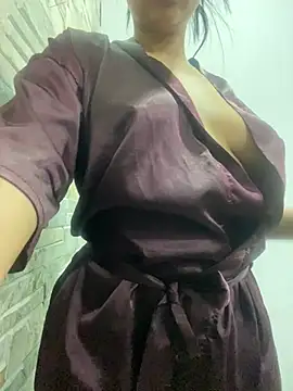 SalomeeBell Chat XXX in diretta