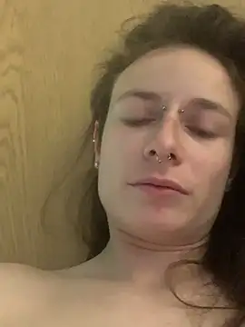 Orgasmic2012 élő XXX-chatje