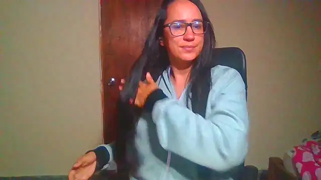 Nathalieprez4's Live XXX Chat