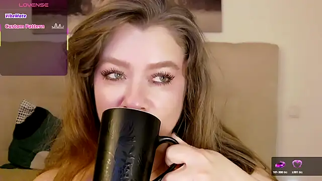 XXX chat uživo modela PetersEmily