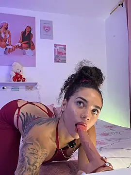 Chat XXX en directo de pretty_pettite