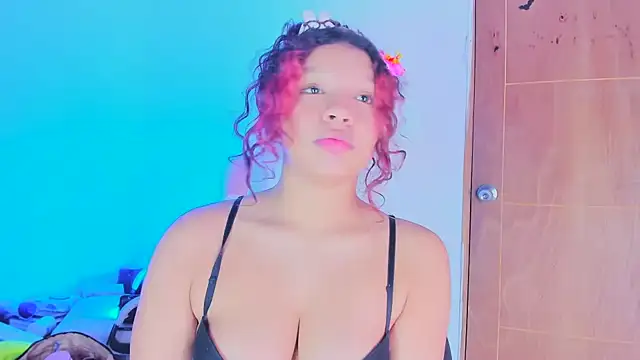 Živý XXX chat Emily_Coper18