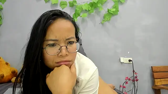 loveley_jenny Pertunjukan Webcam