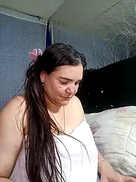 Chat XXX en directo de Zuleyka_69