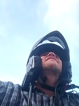 yourMasterisBored élő XXX-chatje