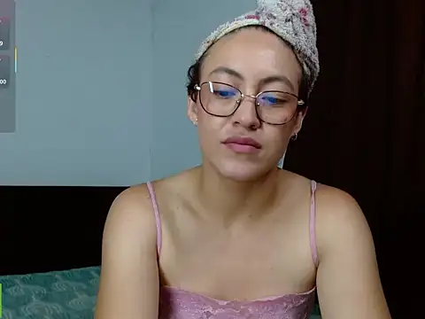 دردشة Amitlu_ الجنسية المباشرة