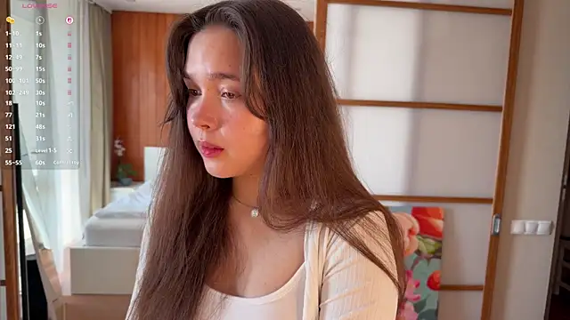 PlumyBun Chat XXX in diretta