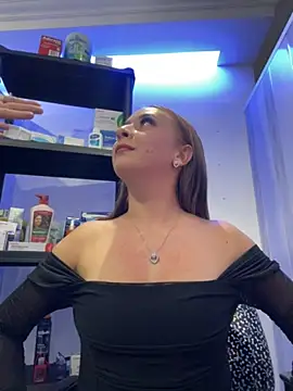 Show modela dakota_vennom na web-kameri