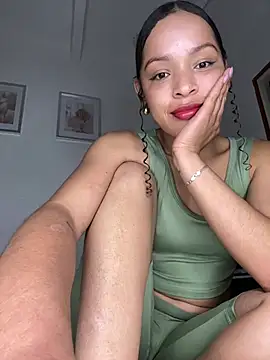 Czat XXX na żywo – Yasmin777_