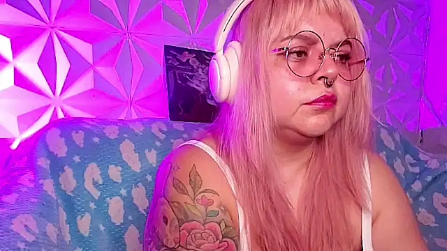 Онлайн чат XXX Satyn_doll