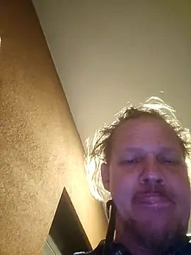 Chat XXX en directo de yourMasterisBored