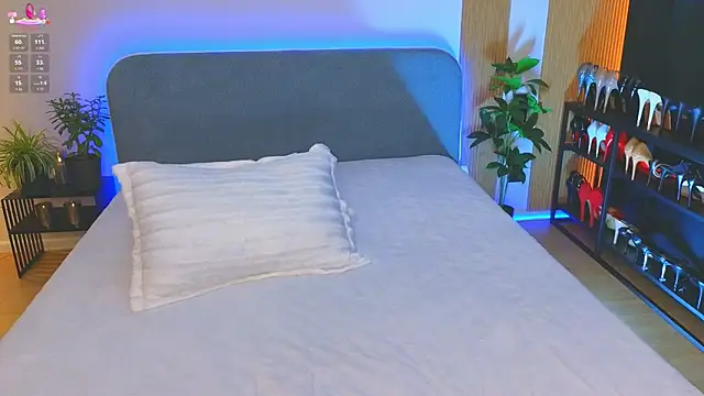 XXX chat uživo modela Kira_from_UA