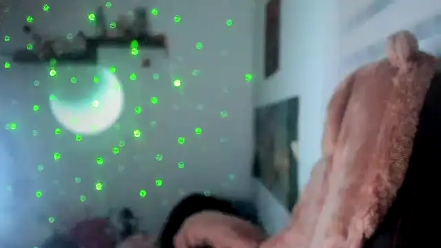 Živý XXX chat Shaddycute_