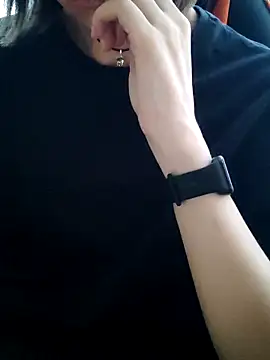 Aashikalaa live XXX chat