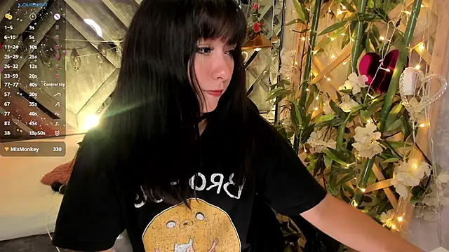 Chat +18 de Nanachi_Cook ao vivo