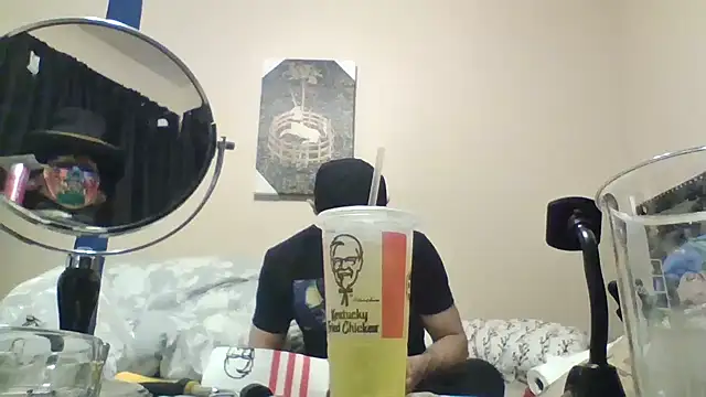 hailzeffn: απευθείας συνομιλία ΧΧΧ