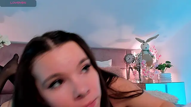 MiaMuse live XXX chat