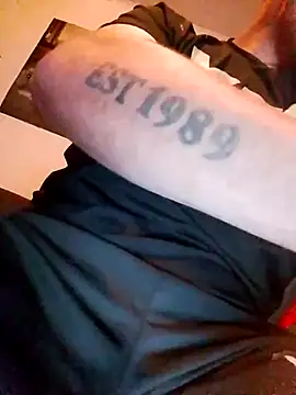 Codymc89 Live XXX-Chat