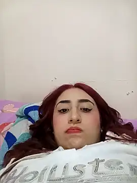 EsmeraldaNaim's Webcam Show