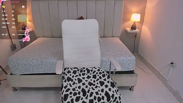 milkk_ 现场XXX聊天