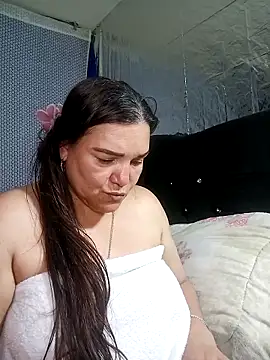 Zuleyka_69: онлайн-секс-чат