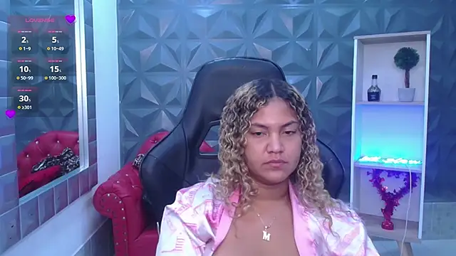 Cristal_War 现场XXX聊天