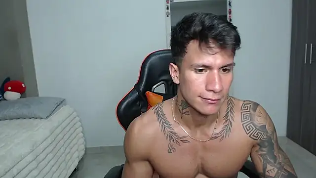 Show modela pettergrey1 na web-kameri