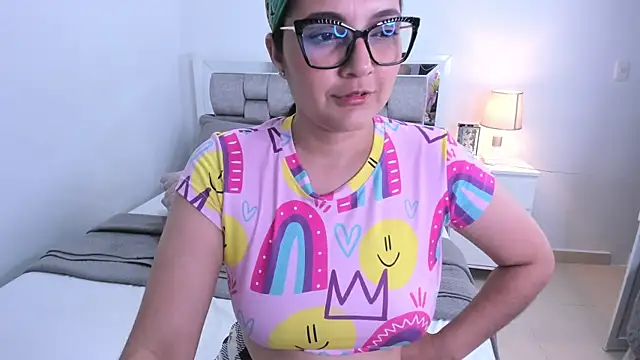 Camilaa_bueno 现场XXX聊天