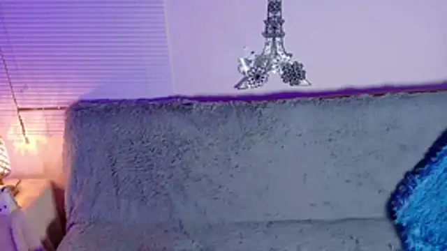 Chat XXX en directo de Lala_fluffy