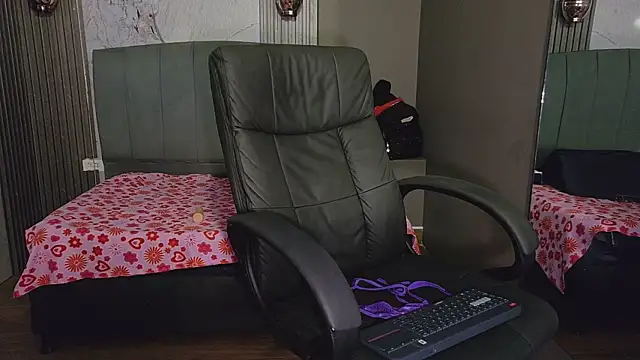 Vanessa_7_ – Naživo XXX chat