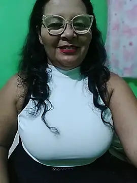 Amarantha25's Live XXX Chat