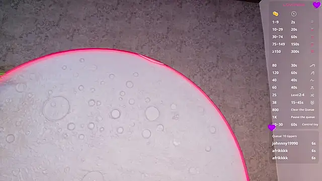 ShanelsmithのライブXXXチャット