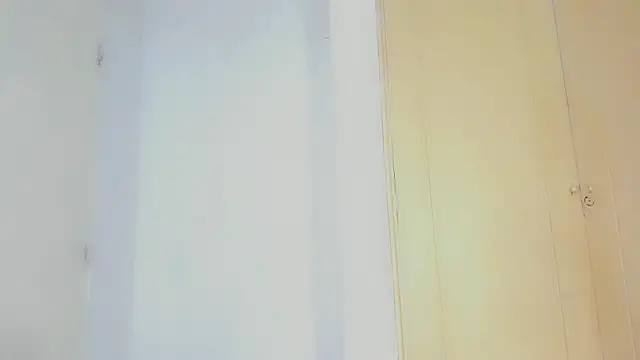 laaura_dolll Webcam show