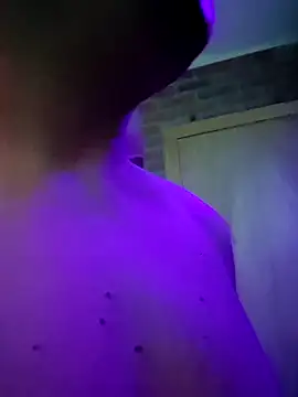 XXX chat uživo modela chronic_vibez